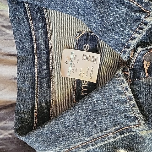 Jean jacket - Picture 2 of 4